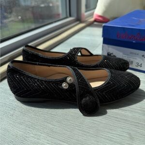 Beberlis Girls Black Velvet Mary Jane Dress Flats with Decorative Button Strap